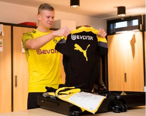 黑马又爆冷，豪门看傻了（黑马再爆冷门，豪门目瞪口呆）