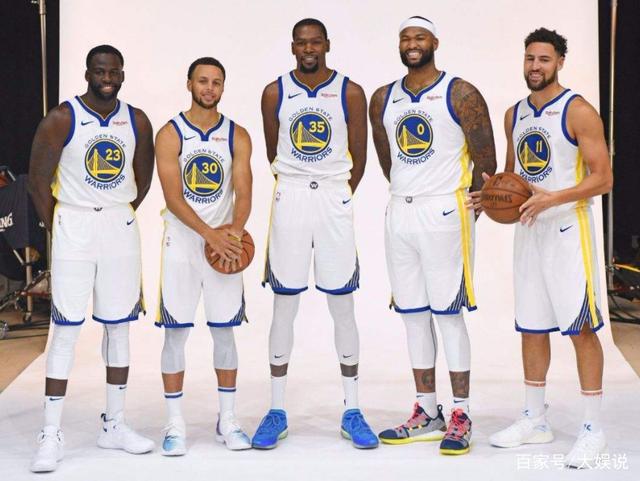 记者：哲凯赖什没参加欧冠赛前最后一练，此前曾感到肌肉不适（记者：因肌肉不适，哲凯赖什缺席欧冠赛前最后一练）