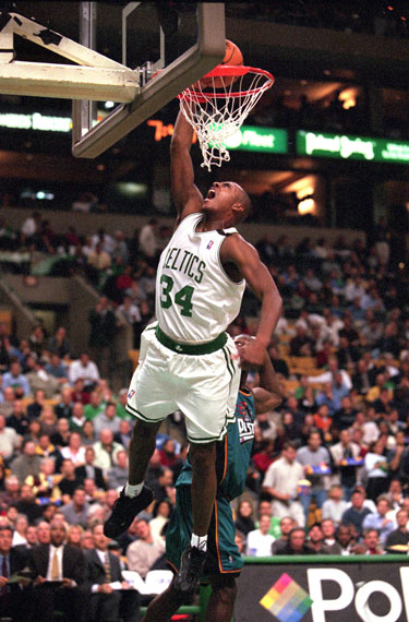 拉波尔塔：弗洛伦蒂诺的发言体现了严重的“巴塞罗那恐惧症”（拉波尔塔称弗洛伦蒂诺的言论暴露出严重的“巴塞罗那恐惧症”）