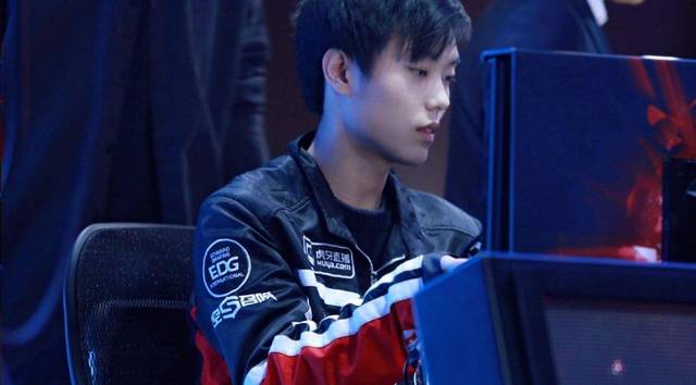 现代游戏中 现代游戏中